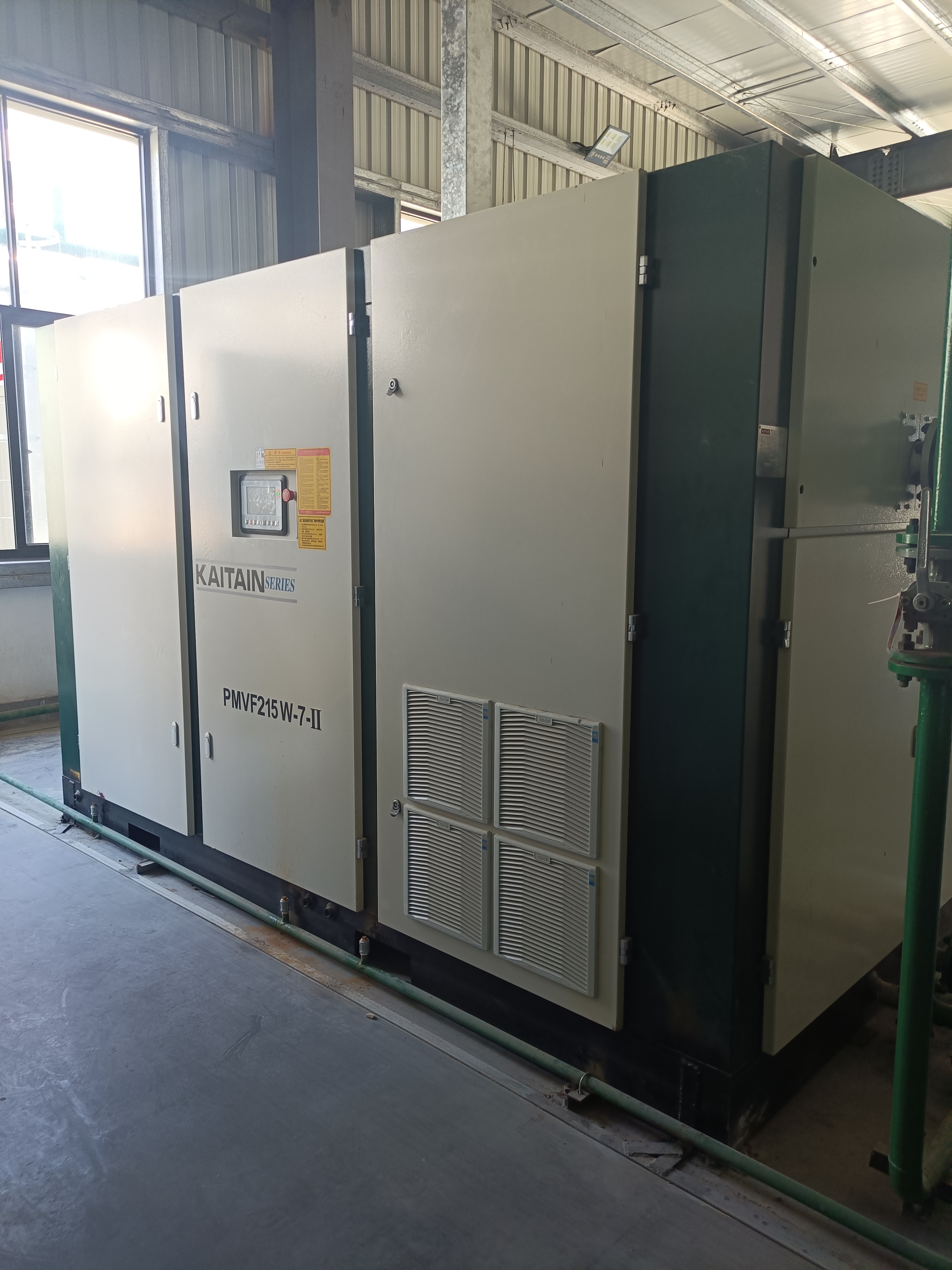 漳州開山160KW變頻螺桿空壓機(jī)保養(yǎng)(圖1)