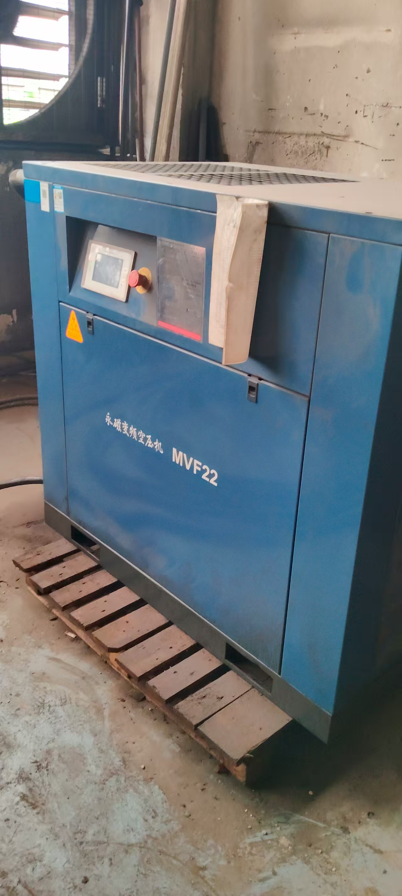 漳州某體育用品廠空壓機(jī)巡檢案例分享：從細(xì)微處預(yù)見風(fēng)險(xiǎn)，避免非計(jì)劃停機(jī)(圖1)